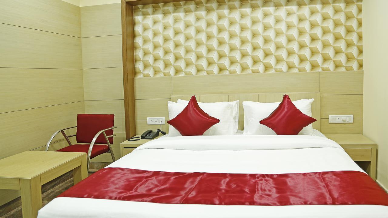 Shoba Elite Hotel Bangalore Exterior photo